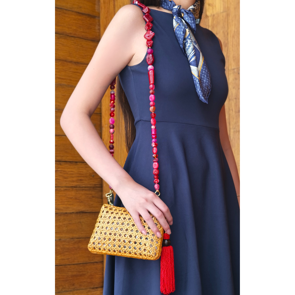 Charlotte OM Light Honey