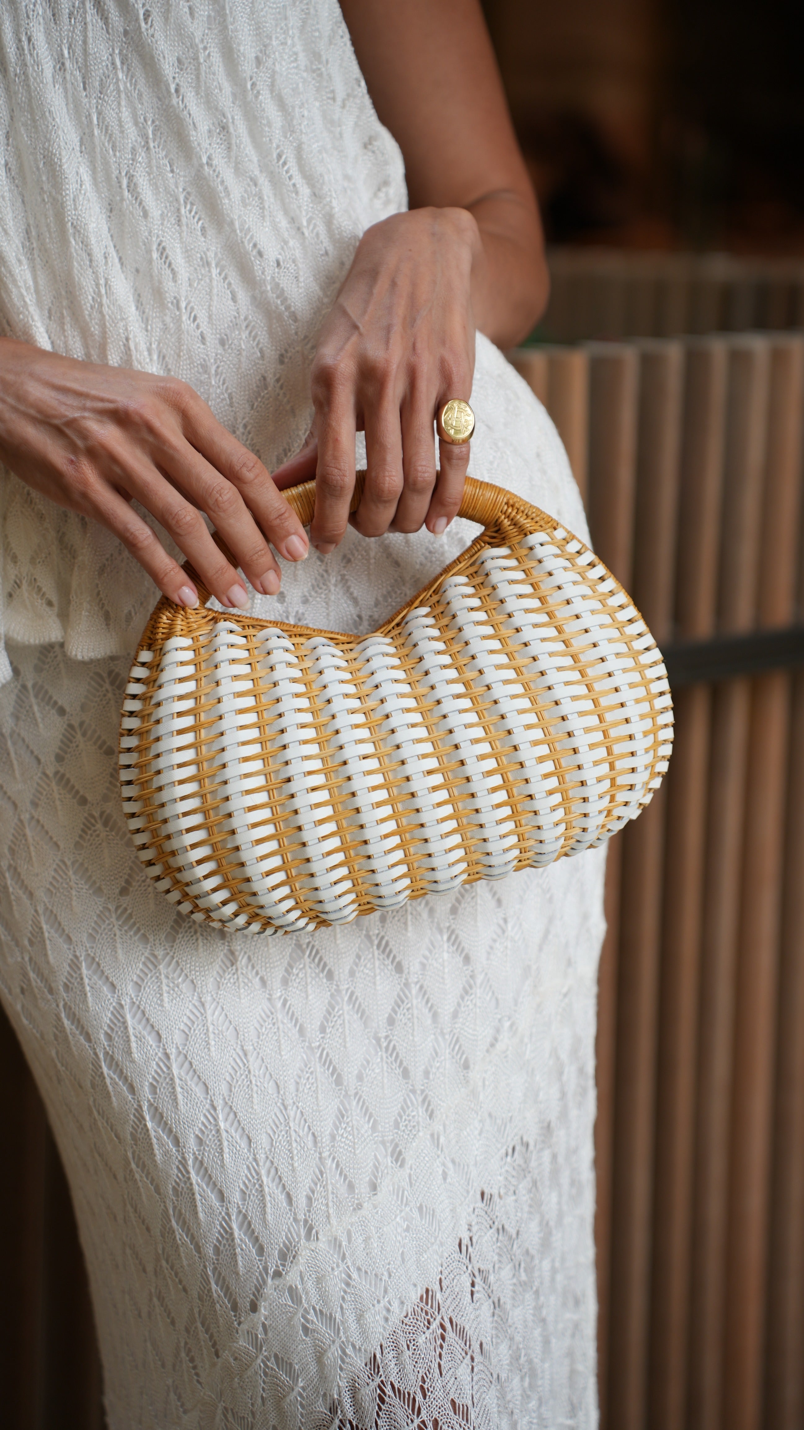 Skye Light Honey White