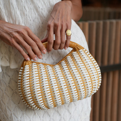 Skye Light Honey White