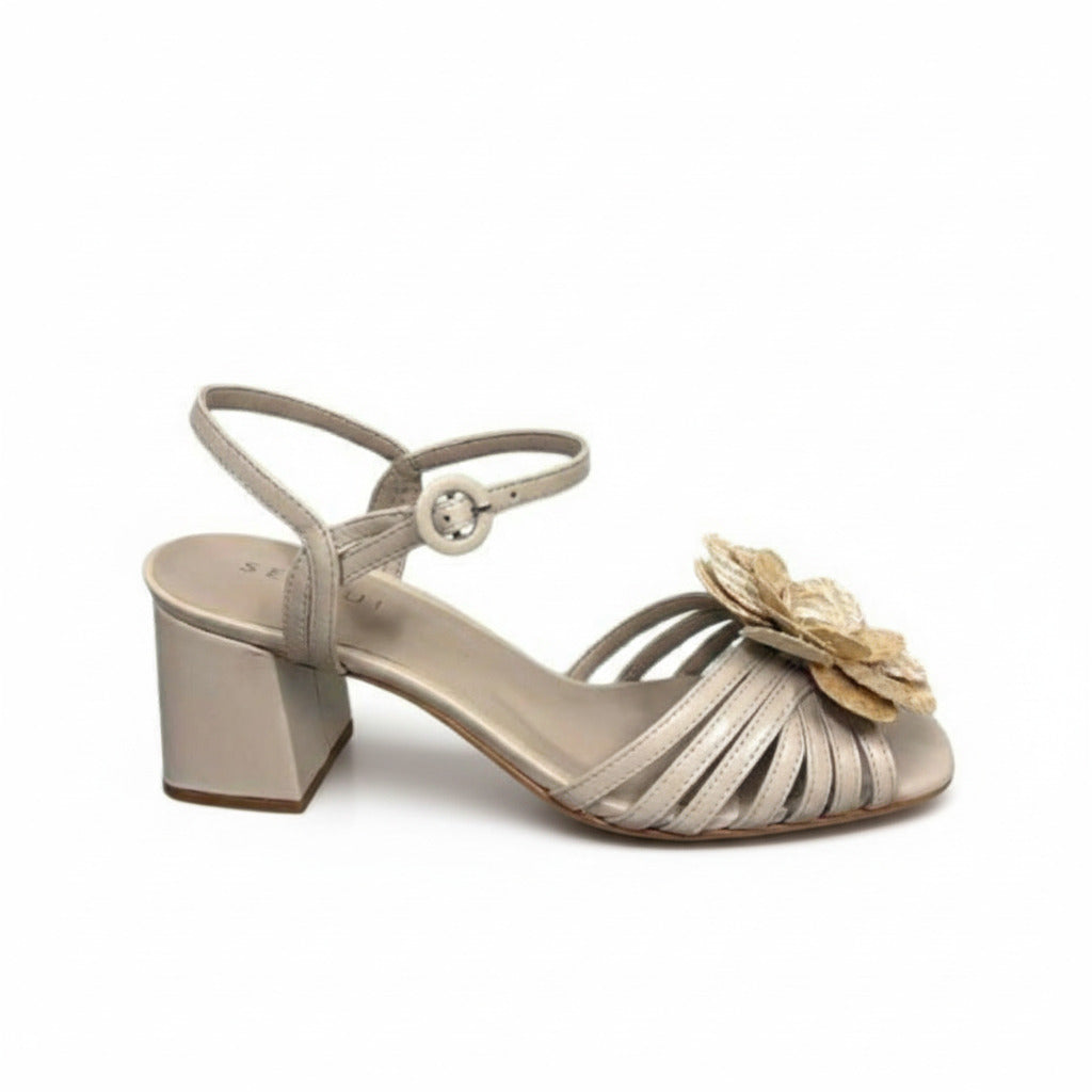 Sandália Lara Off White